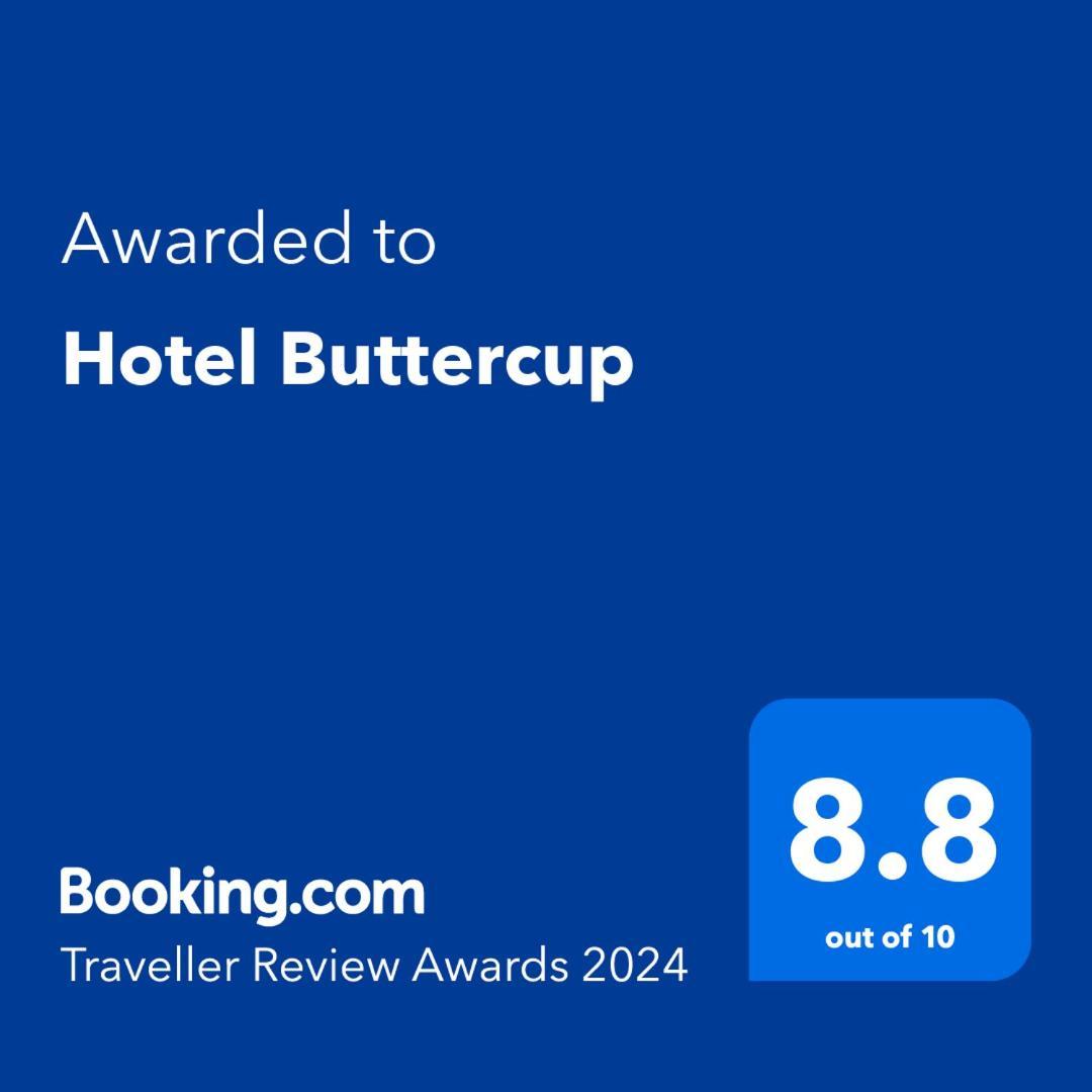 Hotel Buttercup Покхара Екстер'єр фото