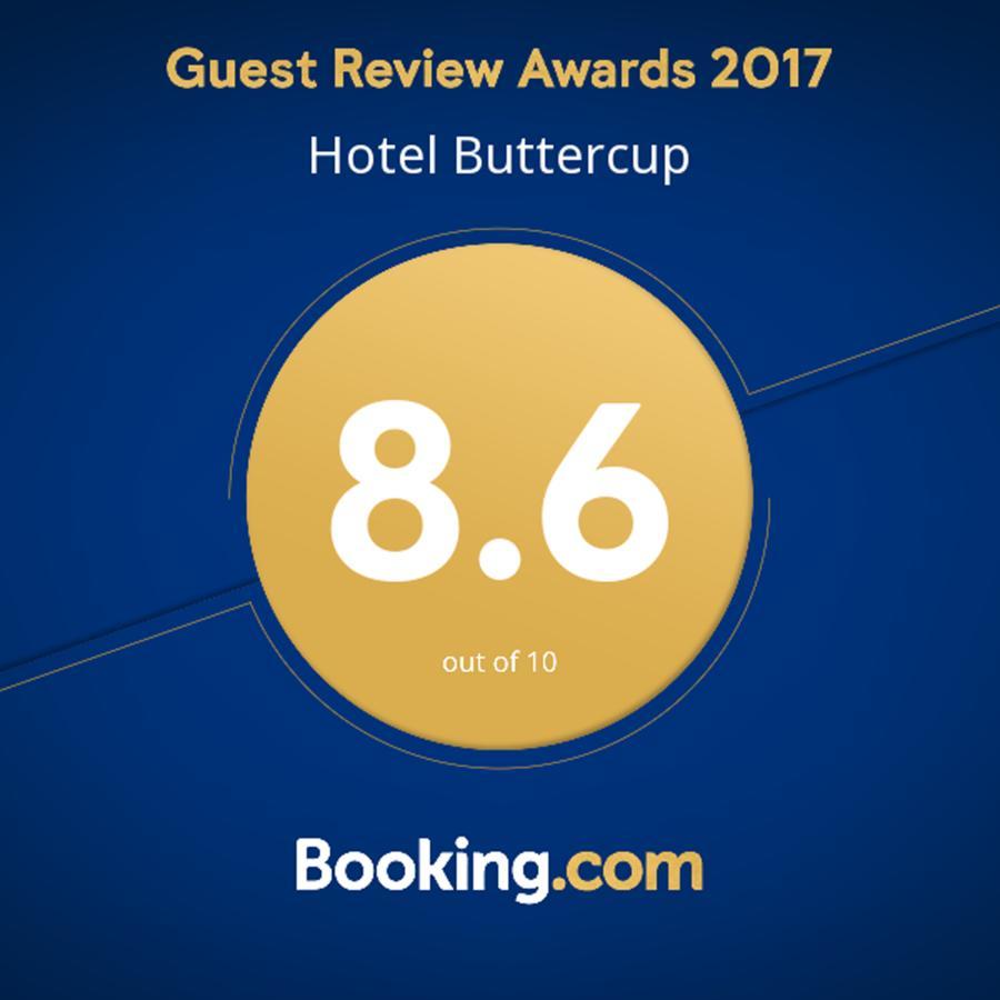 Hotel Buttercup Покхара Екстер'єр фото